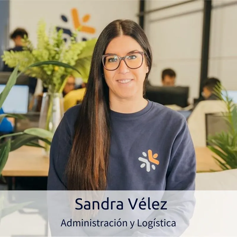 Sandra Vélez, Administración y Logística de Lumio
